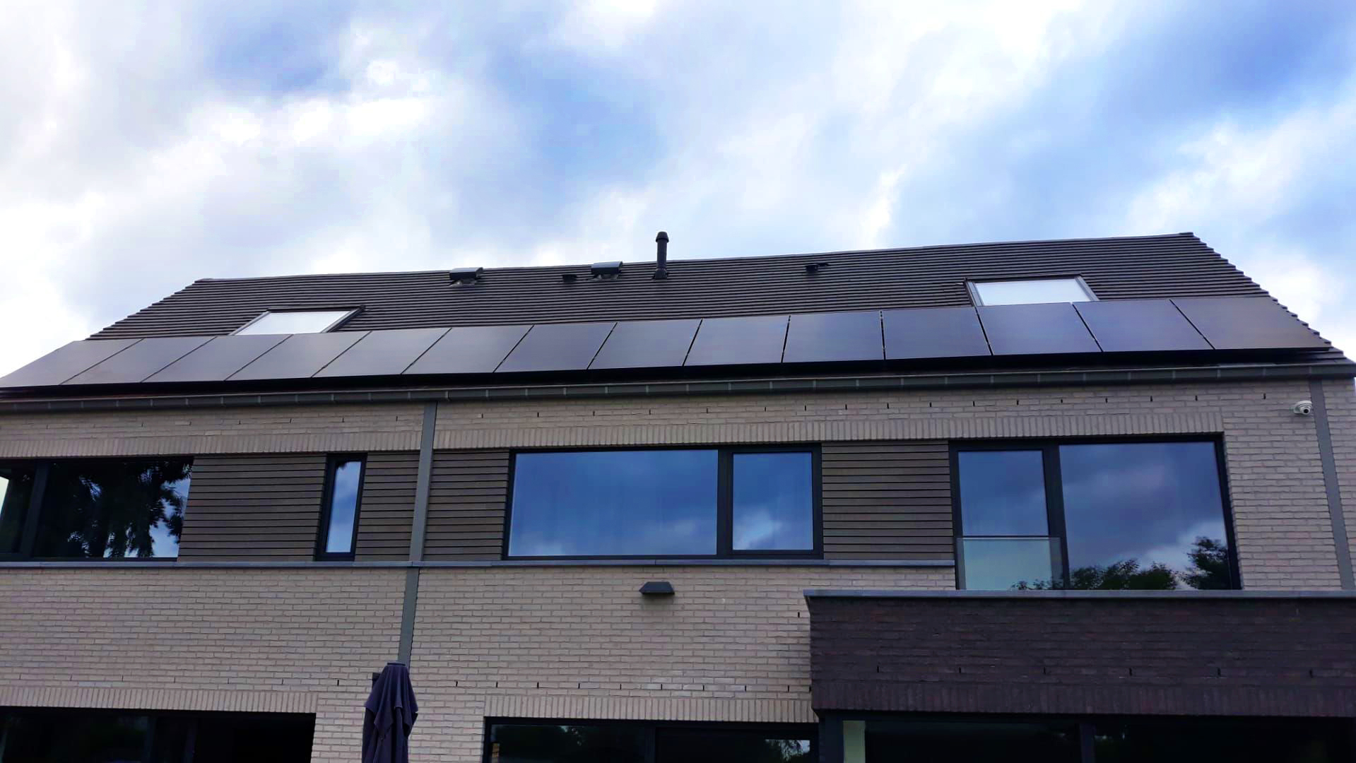 Installation panneaux photovoltaïques Sunpower Performance P19 320 Black Energreen